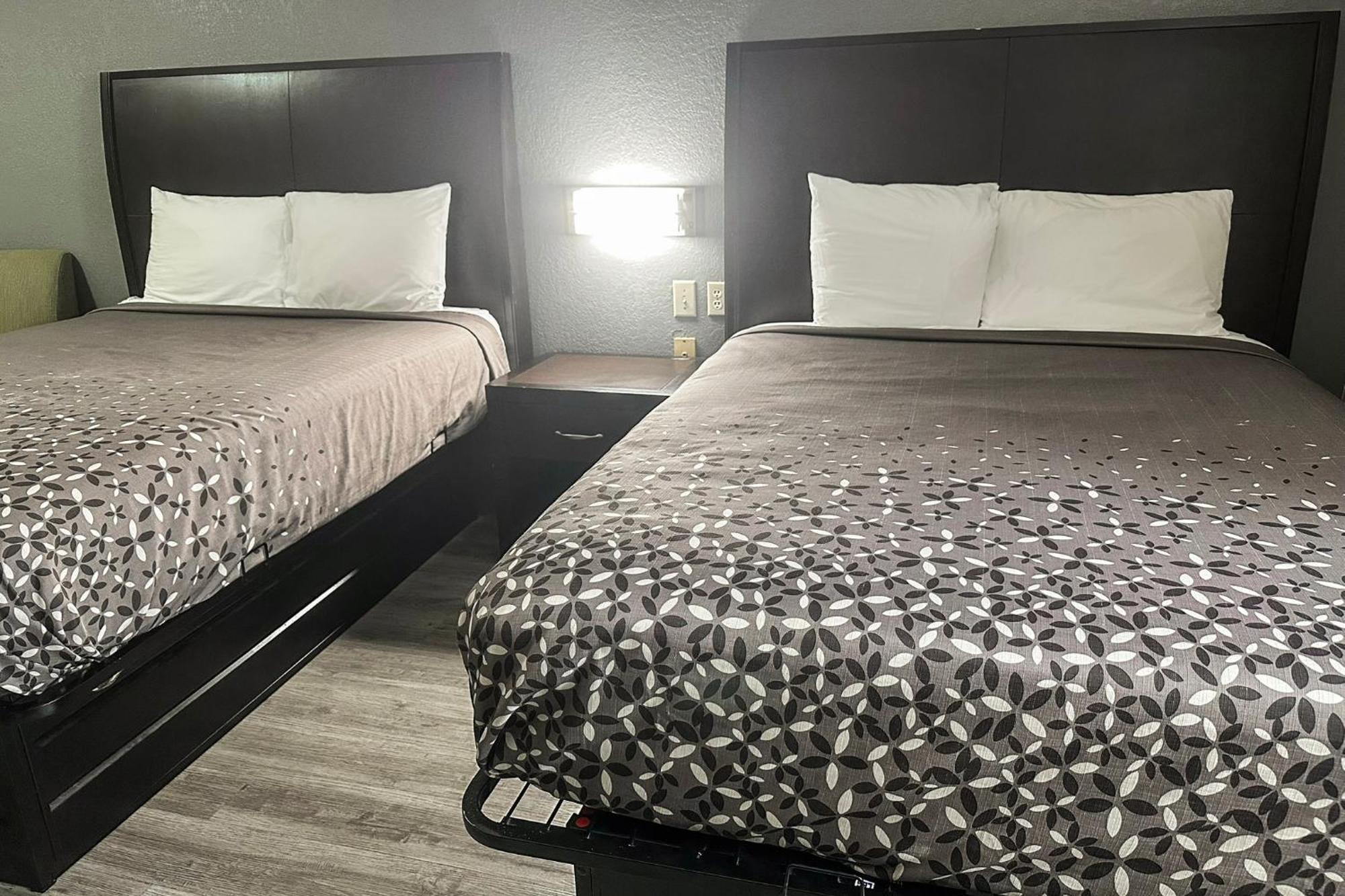 Regal Inn Guntersville By Oyo Hwy 431 Ngoại thất bức ảnh